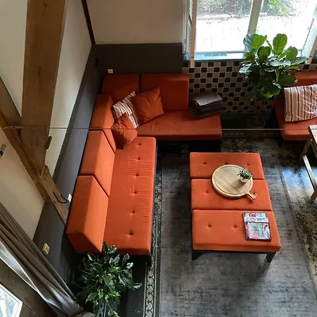 De Lage Zwaluw Bed & Breakfast 3*