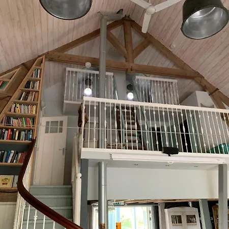 Bed & Breakfast De Lage Zwaluw Zwaluwe