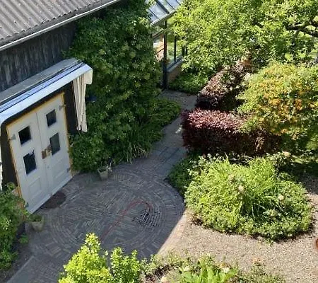 De Lage Zwaluw 3* Zwaluwe