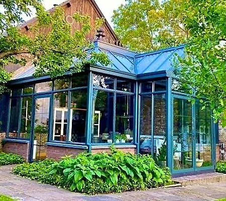 De Lage Zwaluw Bed & Breakfast