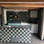De Lage Zwaluw 3*