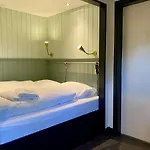 Bed & Breakfast De Lage Zwaluw 3*