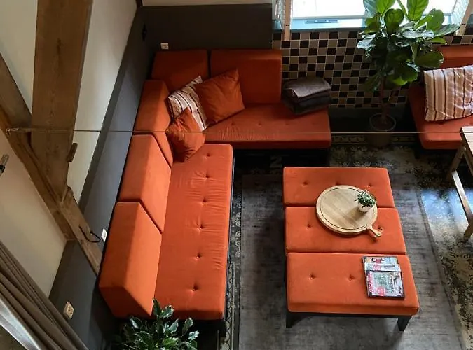 De Lage Zwaluw Bed & Breakfast 3*